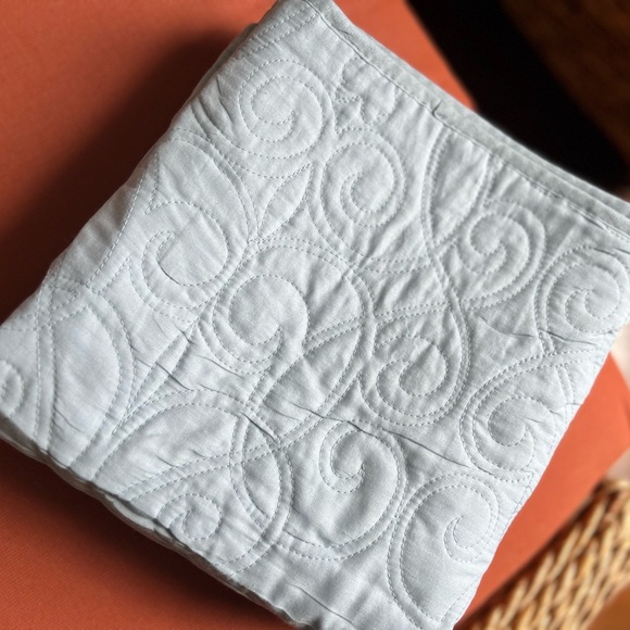 Laura Ashley “Felicity” Quilted King Pillow Shams Light Blue 100% Cotton - Picture 8 of 9